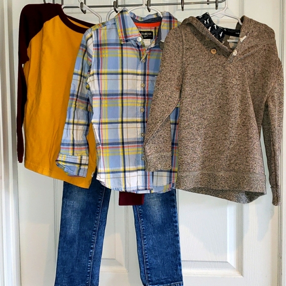 Cute 4 piece boys styled outfit set with jeans and 3 shirts - Picture 1 of 8